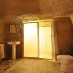 Sinasos History Cave Hotel ванная