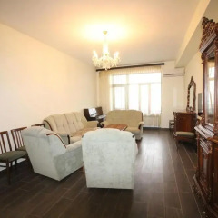 Апартаменты Rent in Yerevan - Apartments on Sakharov Square Люкс разные типы кроватей фото 10
