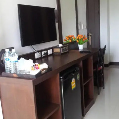 Patong Mansion Hotel 3* Улучшенный номер двуспальная кровать фото 9