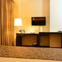 Pearl Grand Hotel 3* Улучшенный номер с различными типами кроватей