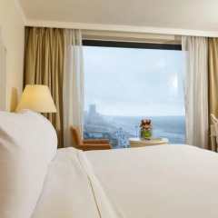 Отель The Kingsbury 5* Номер Делюкс с различными типами кроватей фото 6