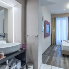 Отель Colonna Suite Del Corso 3* Стандартный номер с различными типами кроватей фото 42