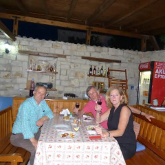 Отель Hostel Lorenc Албания, Берат - отзывы, цены и фото номеров - забронировать отель Hostel Lorenc онлайн питание фото 3