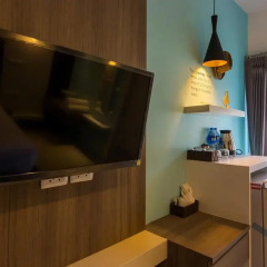 Отель The Journey Patong 3* Стандартный номер с различными типами кроватей фото 11