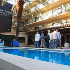 Adia Hotel Cunit Playa бассейн фото 3
