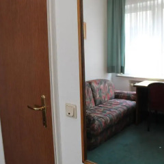 Hotel Engelbertz 2* Стандартный номер с различными типами кроватей фото 8