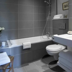 Отель Helzear Champs Elysées Suites ванная фото 2