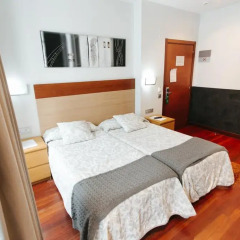 Отель Pension San Sebastian Centro 2* Стандартный номер с 2 отдельными кроватями фото 4