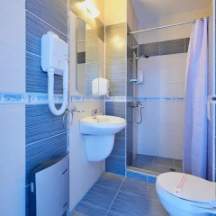 Отель Family Hotel Regata Болгария, Поморие - отзывы, цены и фото номеров - забронировать отель Family Hotel Regata онлайн ванная фото 3