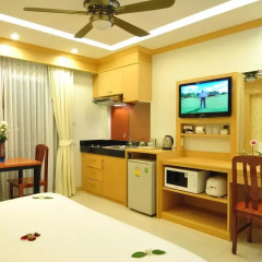 Green Harbor Hotel & Service Apartment 3* Стандартный номер с различными типами кроватей фото 12