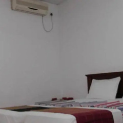 J Line Hotel удобства в номере