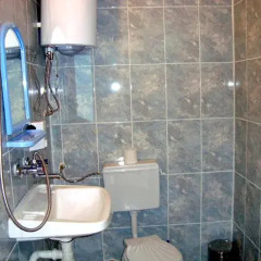 Отель Shishkovi Guesthouse Чепеларе ванная