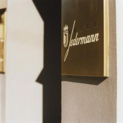 Hotel Jedermann 2* Номер с общей ванной комнатой с различными типами кроватей (общая ванная комната) фото 4