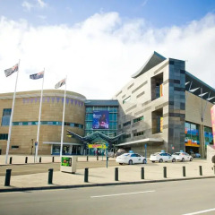 Bolton Hotel спортивное сооружение