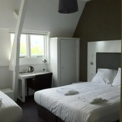 Hotel Vossius Vondelpark 3* Стандартный номер с различными типами кроватей фото 5