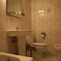 Отель Hostal Aguilar Стандартный номер с различными типами кроватей фото 4