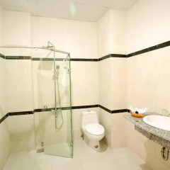 Galaxy 3 Hotel 3* Улучшенный семейный номер с двуспальной кроватью фото 4