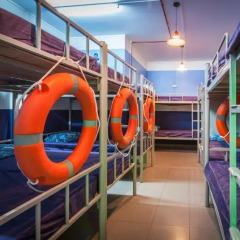 Отель Coziee Lodge 2* Кровать в общем номере с двухъярусной кроватью фото 7