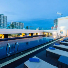 Отель Blue Boat Design Hotel Таиланд, Паттайя - отзывы, цены и фото номеров - забронировать отель Blue Boat Design Hotel онлайн бассейн