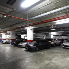 Отель Travelodge Barcelona Poblenou парковка