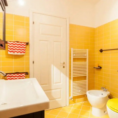 Отель Bologna Rainbow House ванная