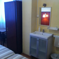 Отель Hostal Bejar Испания, Барселона - отзывы, цены и фото номеров - забронировать отель Hostal Bejar онлайн ванная