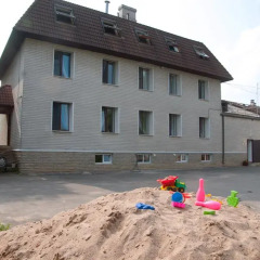 Гостевой дом Орловский парковка