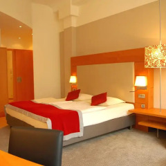 Hotel Alexander Plaza 4* Улучшенный номер с двуспальной кроватью фото 5