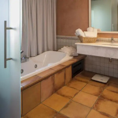 Hotel URH Vila de Tossa ванная