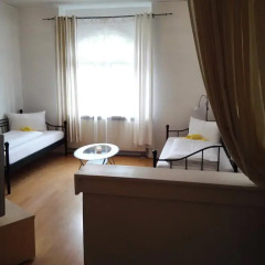 Отель Harsdörffer Apartment Германия, Нюрнберг - отзывы, цены и фото номеров - забронировать отель Harsdörffer Apartment онлайн комната для гостей фото 5