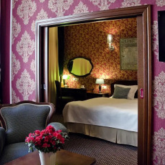 Отель SleepWalker Boutique Suites 3* Номер Делюкс с двуспальной кроватью фото 5