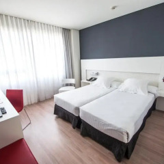 Отель Axor Feria 4* Стандартный номер с двуспальной кроватью фото 6