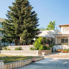Hotel Diamond (Diamant) Балчик парковка