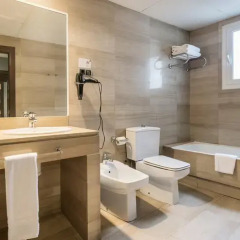 Hotel ILUNION Almirante 4* Стандартный номер фото 7
