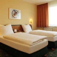 Comfort Hotel Lichtenberg 3* Стандартный семейный номер с различными типами кроватей фото 2