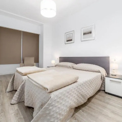 Отель Apartamentos Travel Habitat Ayuntamiento Валенсия комната для гостей фото 4