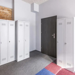 Mish Mash Nowogrodzka - Hostel сейф в номере