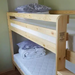 Sakala Hostel Стандартный семейный номер с разными типами кроватей фото 14