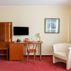 AZIMUT Hotel Dresden 4* Стандартный номер с двуспальной кроватью фото 5