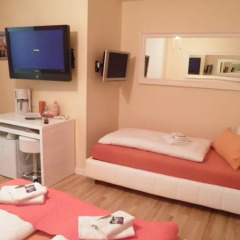 Отель City Guesthouse Pension Berlin 3* Стандартный семейный номер с двуспальной кроватью фото 3