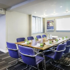 Отель Holiday Inn Пейсли фото 3
