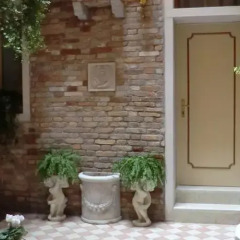 Отель Locanda Cà Le Vele Италия, Венеция - отзывы, цены и фото номеров - забронировать отель Locanda Cà Le Vele онлайн интерьер отеля фото 3