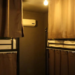 Mr.Comma Guesthouse - Hostel Кровать в общем номере с двухъярусной кроватью фото 4