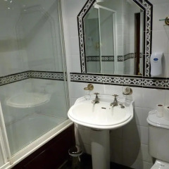 Russell Court Hotel 3* Стандартный номер с различными типами кроватей фото 18
