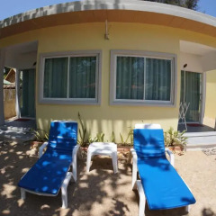 Отель TT Naiyang Beach Phuket бассейн
