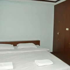 Отель Amarin Inn 2* Стандартный семейный номер с двуспальной кроватью фото 6