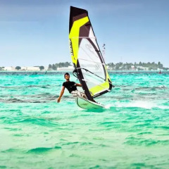 Отель Guraidhoo Corner Tourist House Мальдивы, Северный атолл Мале - отзывы, цены и фото номеров - забронировать отель Guraidhoo Corner Tourist House онлайн спортивное сооружение