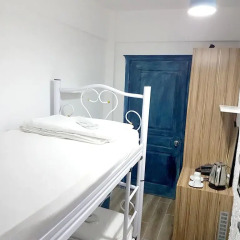 AlaDeniz Hotel 2* Кровать в общем номере с двухъярусной кроватью