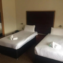 Redstones Hotel удобства в номере
