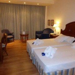 Hotel Termes Montbrio комната для гостей фото 4